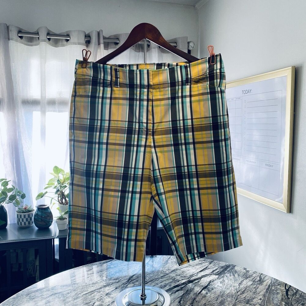 Jones New York Sport Plaid Bermuda Short 14 Yellow Stretch Golf Walking Travel